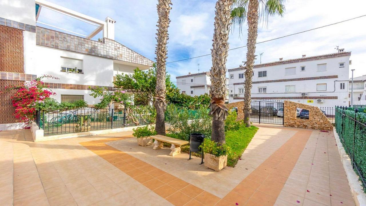 Апартаменти Casa Paula Ref 8458 Punta Prima  Екстер'єр фото